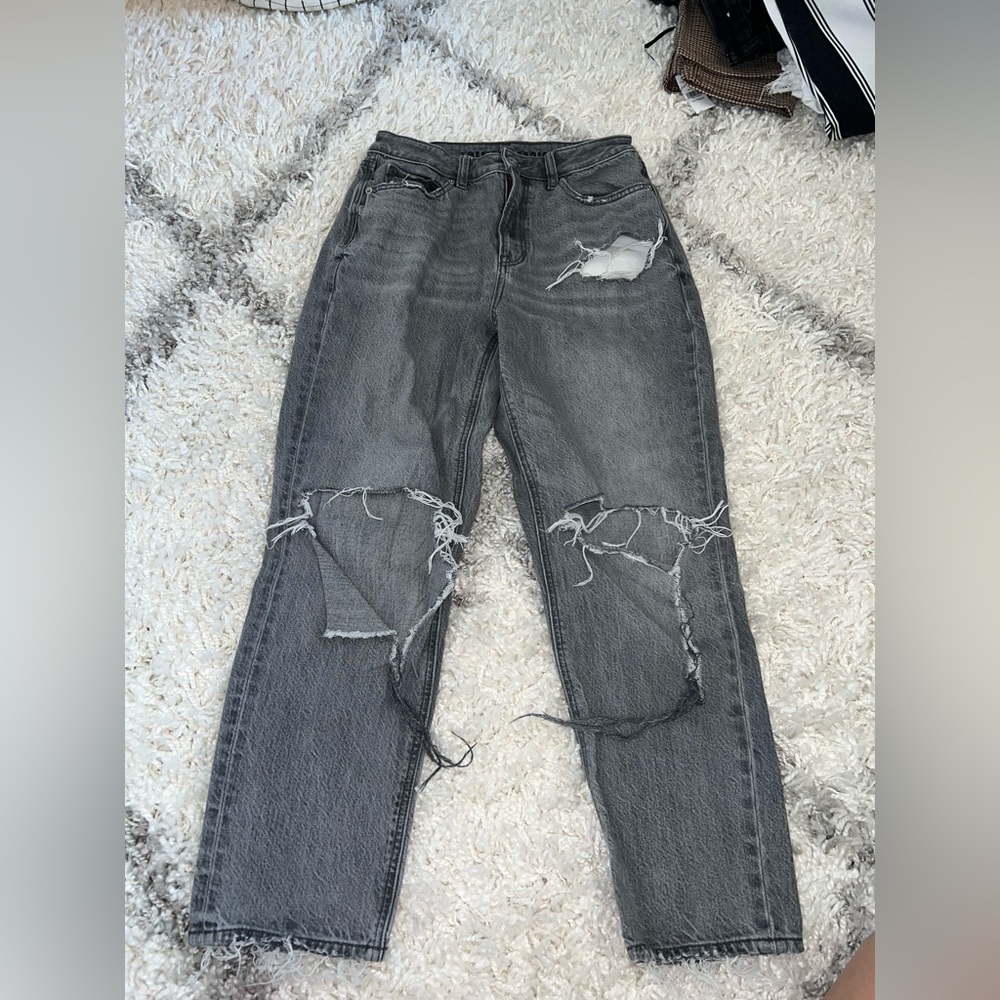 American eagle black wash ripped mom jean